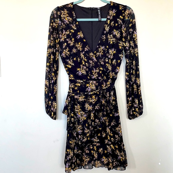 SOLD | Design Lab Lord & Taylor Floral Dress | Size Small - Picture 1 of 7
